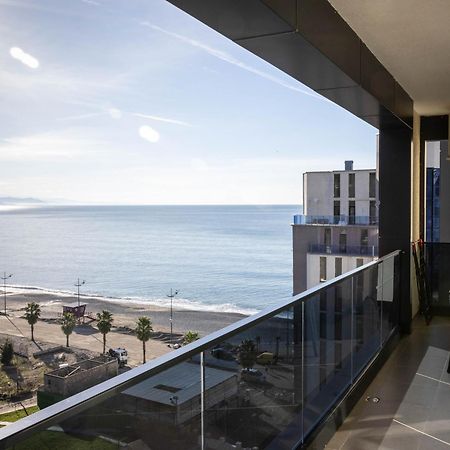 Green Side Apart Hotel Batumi Eksteriør billede